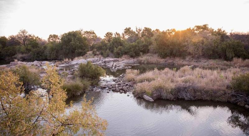 Beestekraal  Mziki Safari Lodge מראה חיצוני תמונה