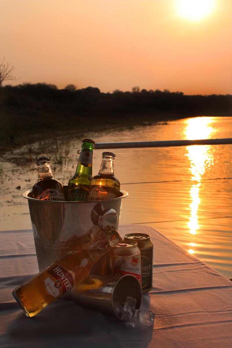Beestekraal  Mziki Safari Lodge מראה חיצוני תמונה